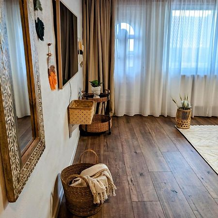 Tokaj Zlata Putna - Restaurant & Pension Vinicky Bagian luar foto