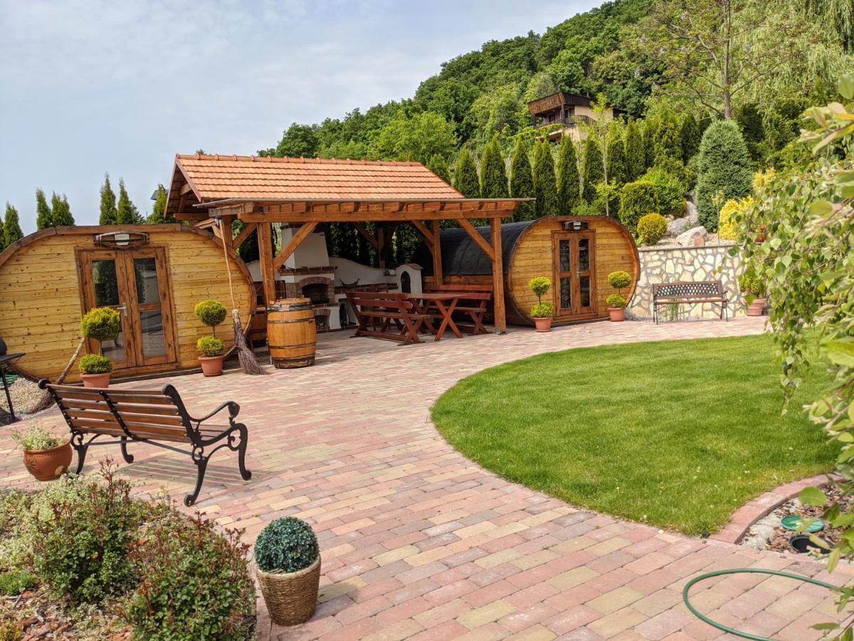Tokaj Zlata Putna - Restaurant & Pension Vinicky Bagian luar foto
