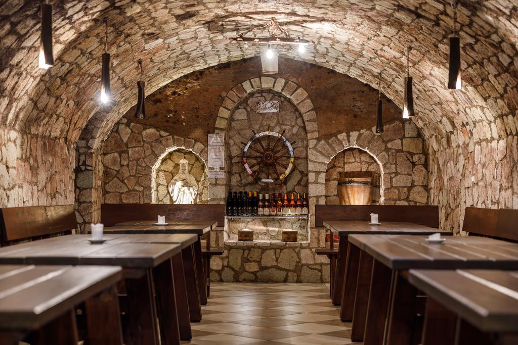 Tokaj Zlata Putna - Restaurant & Pension Vinicky Bagian luar foto