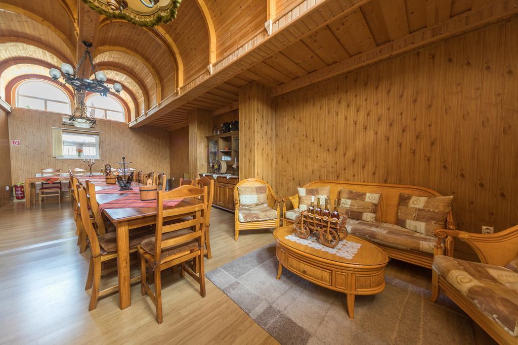 Tokaj Zlata Putna - Restaurant & Pension Vinicky Bagian luar foto
