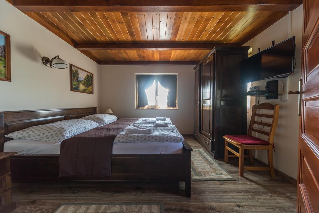 Tokaj Zlata Putna - Restaurant & Pension Vinicky Bagian luar foto