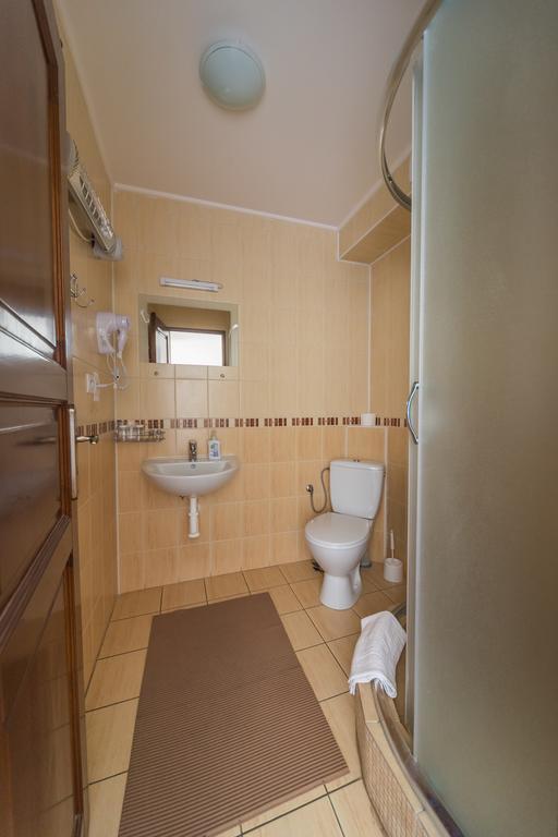 Tokaj Zlata Putna - Restaurant & Pension Vinicky Bagian luar foto