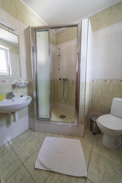 Tokaj Zlata Putna - Restaurant & Pension Vinicky Bagian luar foto